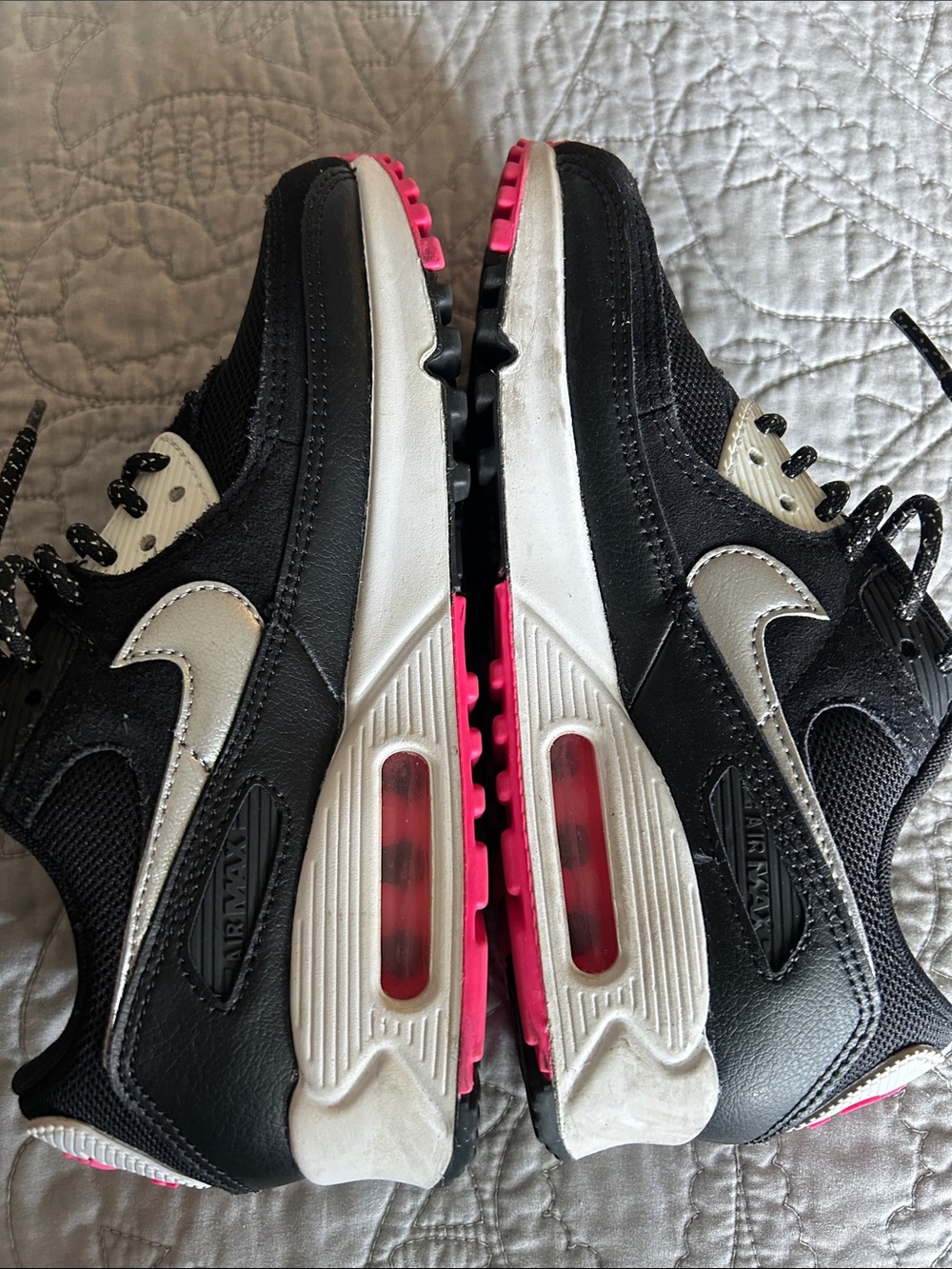Nike Women's Black & Hot Pink Running Sneakers - Picture 5 of 6